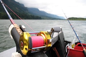 fishing-boat-lake